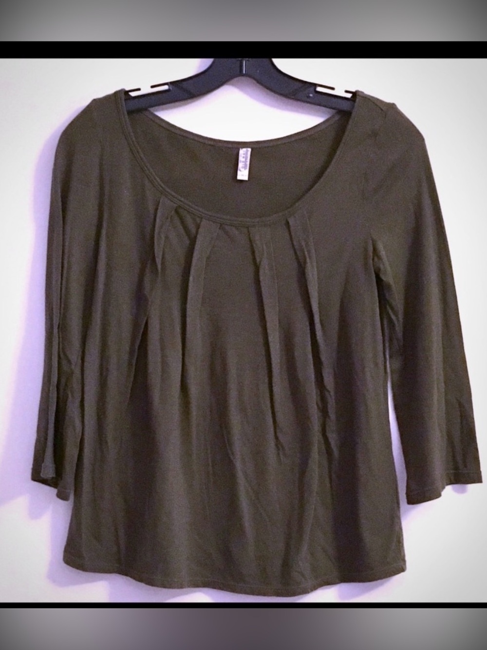 Old Navy Olive Green Swing Top Pleating Detail Scoop Neck 3/4 Sleeve Women Sz M